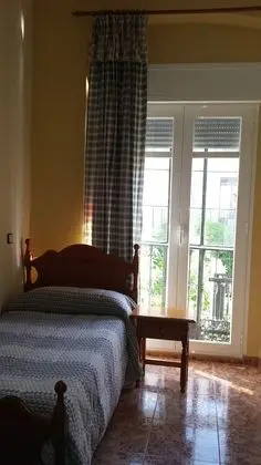 Tek Kişilik Oda, Ortak Banyo