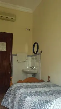 Tek Kişilik Oda, Ortak Banyo
