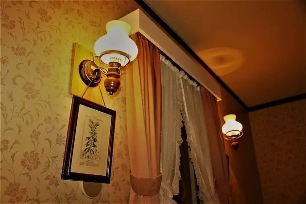 Üç Kişilik Oda