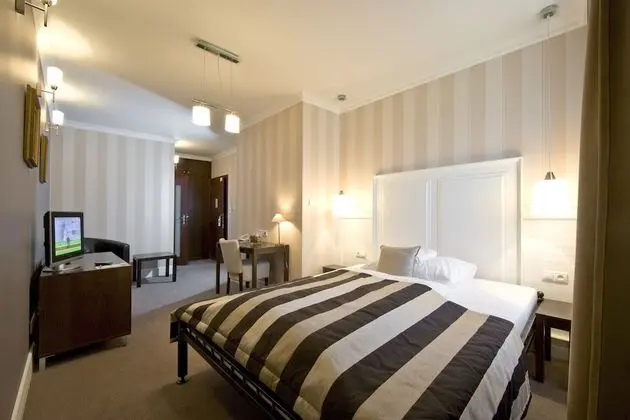 Comfort Tek Büyük Yataklı Oda, 1 Büyük (Queen) Boy Yatak, Sigara İçilmez