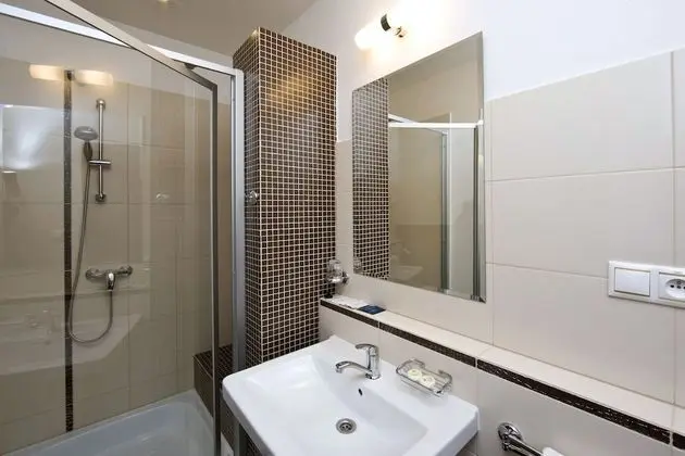 Comfort Tek Büyük Yataklı Oda, 1 Büyük (Queen) Boy Yatak, Sigara İçilmez