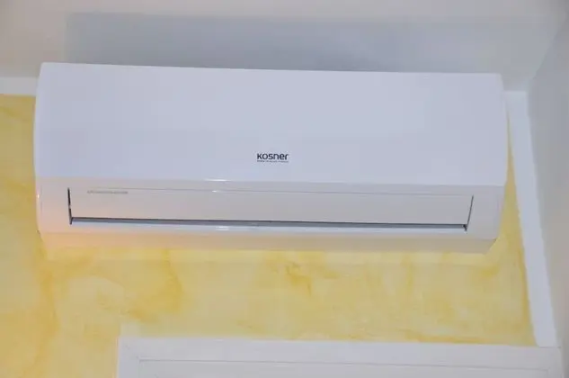 Tek Büyük Yataklı Oda, Balkon