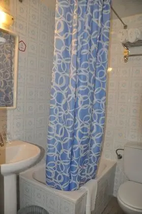 Tek Büyük Yataklı Oda, Balkon