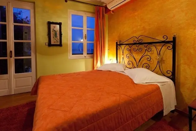 Tek Büyük Yataklı Oda, Balkon, Deniz Manzaralı