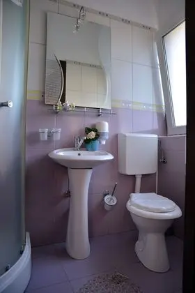 İki Ayrı Yataklı Oda, Özel Banyo