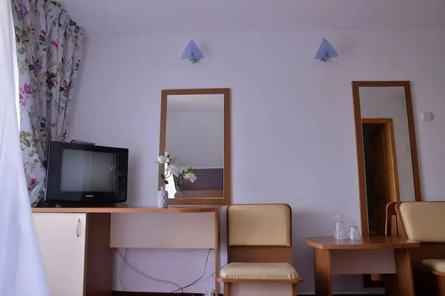 Tek Büyük Yataklı Oda, Balkon