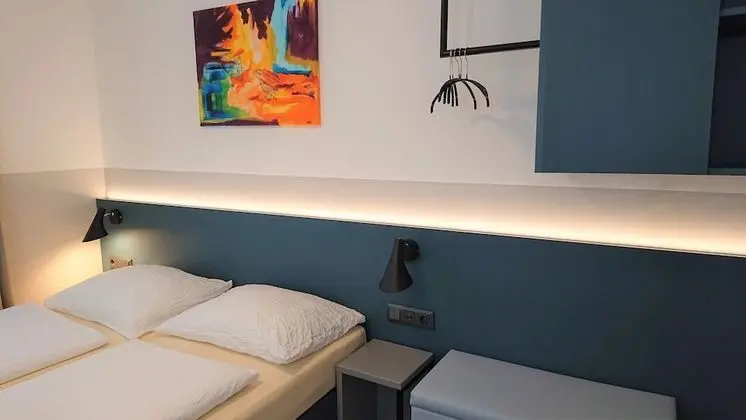 Economy Tek Büyük Yataklı Oda, Ortak Banyo