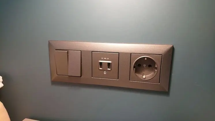 Economy Tek Büyük Yataklı Oda, Ortak Banyo