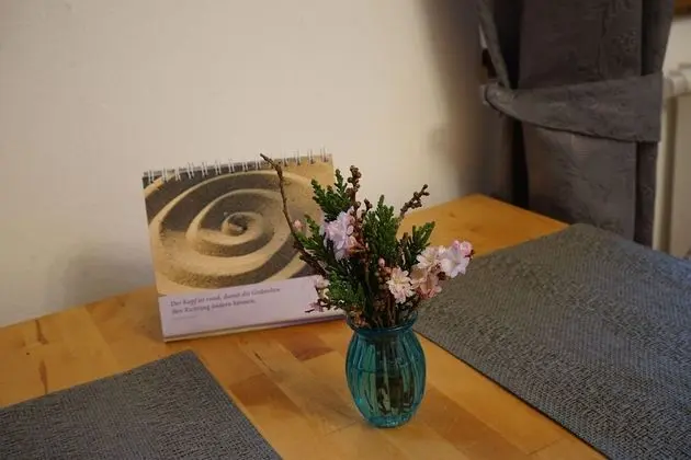 Deluxe Tek Büyük Yataklı Oda, Bahçe Manzaralı