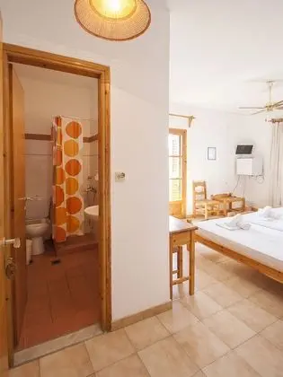 Üç Kişilik Oda, Şehir Manzaralı