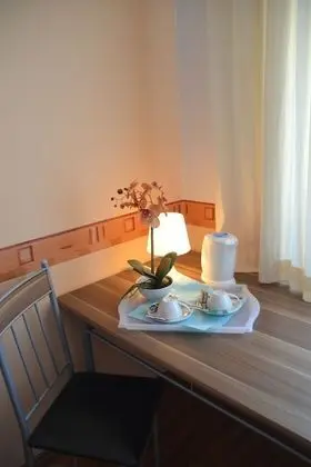 Basic Tek Büyük Yataklı Oda, Ortak Banyo
