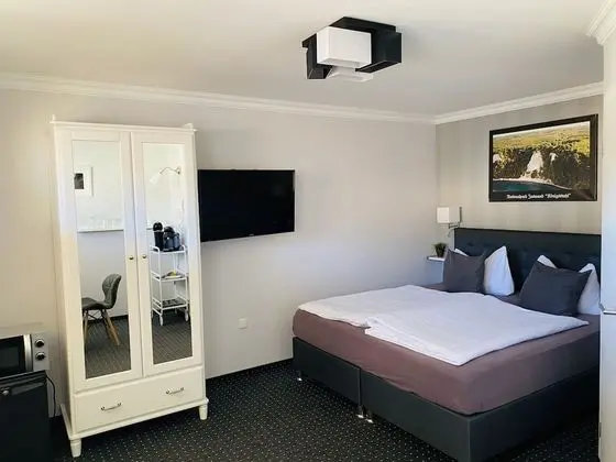 Tek Büyük Yataklı Oda