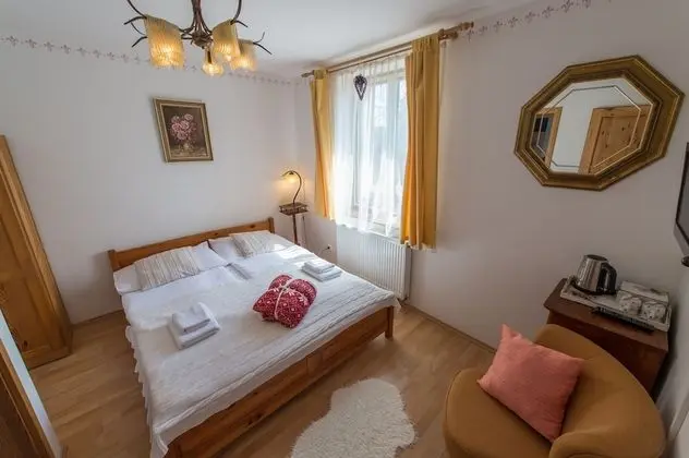 Classic Tek Büyük Yataklı Oda