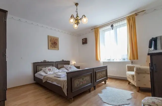 Comfort Tek Büyük veya İki Ayrı Yataklı Oda