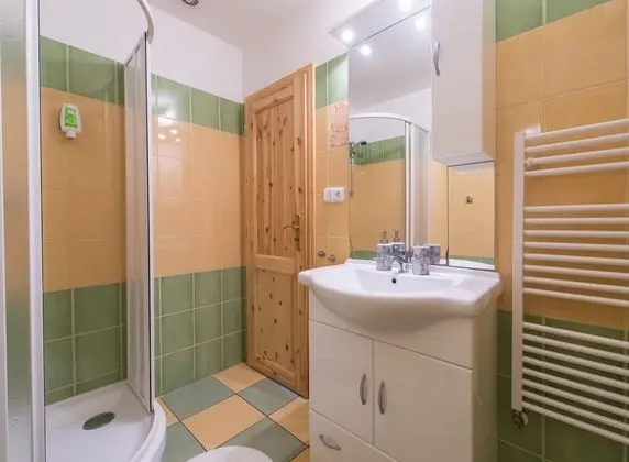 Comfort Tek Büyük veya İki Ayrı Yataklı Oda