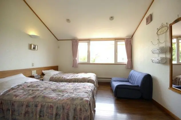 İki Ayrı Yataklı Oda (With Extra Bed)