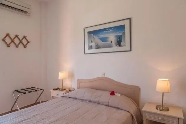 Üç Kişilik Oda, Deniz Manzaralı