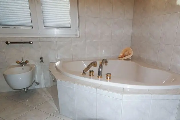 Standard Tek Büyük Yataklı Oda, Bahçe Manzaralı