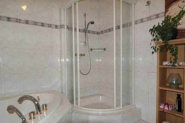 Standard Tek Büyük Yataklı Oda, Bahçe Manzaralı