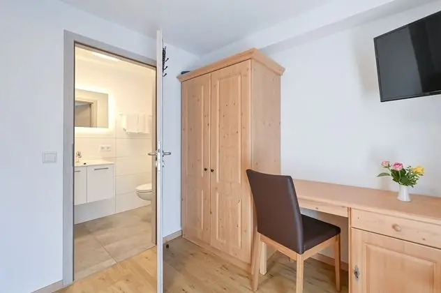Tek Büyük Yataklı Oda, Balkon
