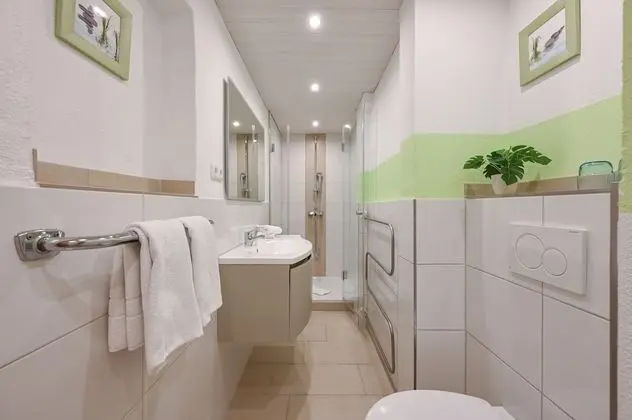 Tek Büyük Yataklı Oda, Balkon
