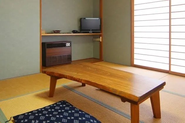 Traditional Oda (Japanese Style, 3 Guests)