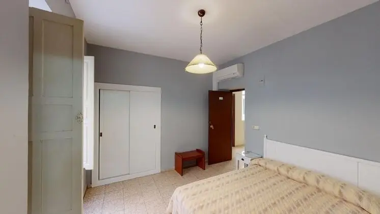 Basic Tek Büyük Yataklı Oda, Banyolu/Duşlu