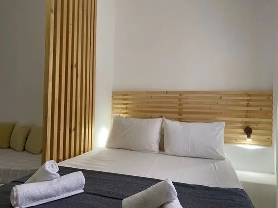 Üç Kişilik Oda, Şehir Manzaralı
