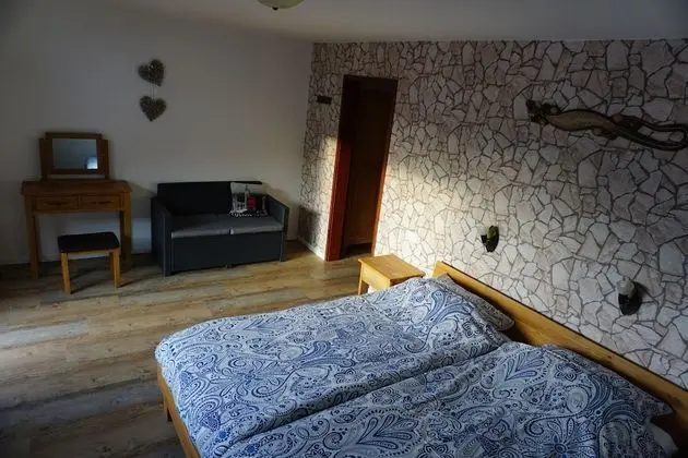 Classic Tek Büyük Yataklı Oda