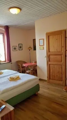 Standard Tek Büyük veya İki Ayrı Yataklı Oda, Banyolu/Duşlu