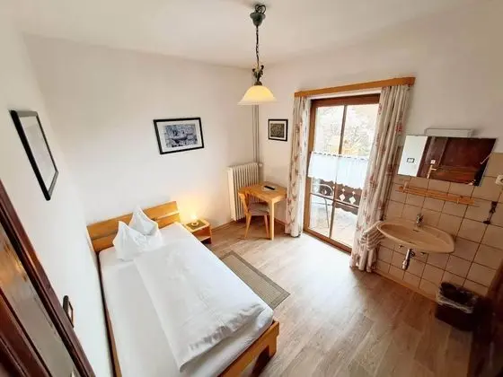 Traditional Tek Kişilik Oda, Balkon, Avlu (Room 2)