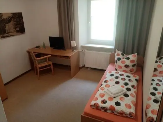 Basic Tek Kişilik Oda, Banyolu/Duşlu