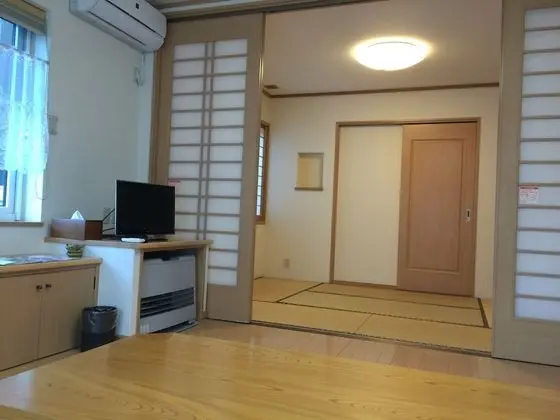 Traditional Oda, Ortak Banyo, Ek Bina (Japanese Style)