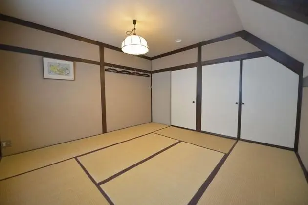 Traditional Oda (Japanese Style)