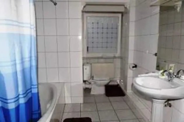 Basic Tek Büyük Yataklı Oda