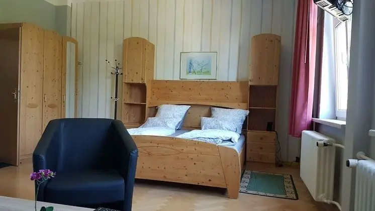 Tek Büyük Yataklı Oda