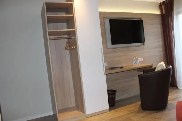 Tek Büyük Yataklı Oda, 1 En Büyük (King) Boy Yatak, Sigara İçilmez