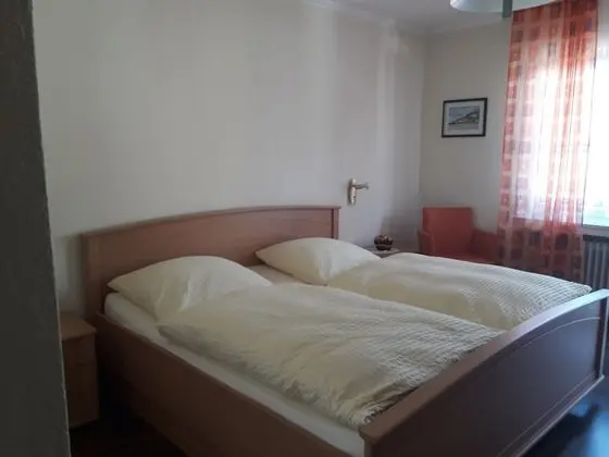 Basic Tek Büyük Yataklı Oda