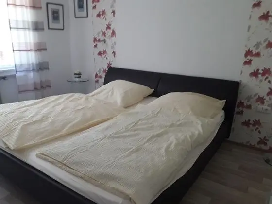 Basic Tek Büyük Yataklı Oda