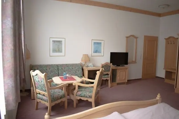 Tek Büyük Yataklı Oda