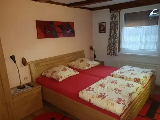 Tek Büyük Yataklı Oda (kleines)