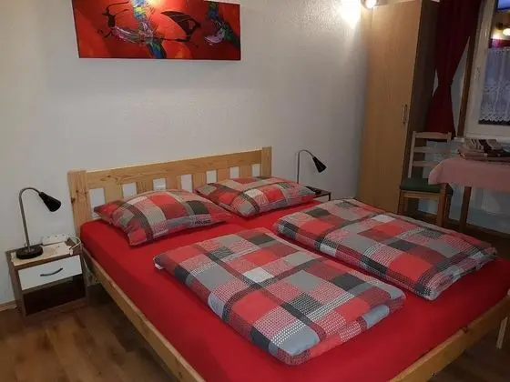 Tek Büyük Yataklı Oda (kleines)