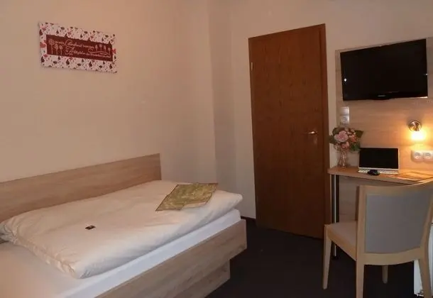 Tek Kişilik Oda