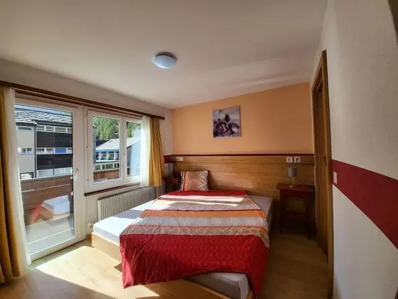 Tek Büyük Yataklı Oda, Balkon