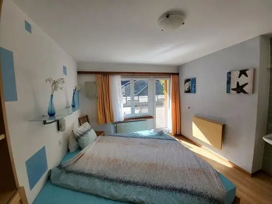 Tek Büyük Yataklı Oda, Balkon
