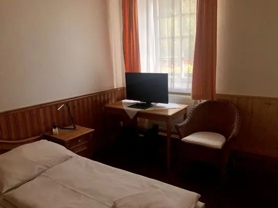Classic Tek Büyük veya İki Ayrı Yataklı Oda