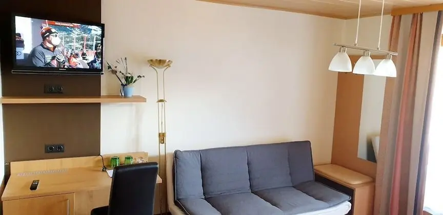 Tek Büyük Yataklı Oda, Balkon