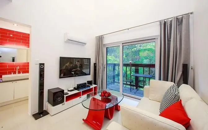 Tek Büyük Yataklı Oda, Avlu Manzaralı, Asma Kat