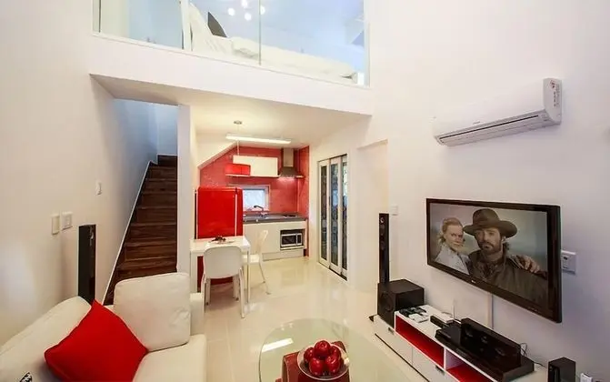 Tek Büyük Yataklı Oda, Avlu Manzaralı, Asma Kat