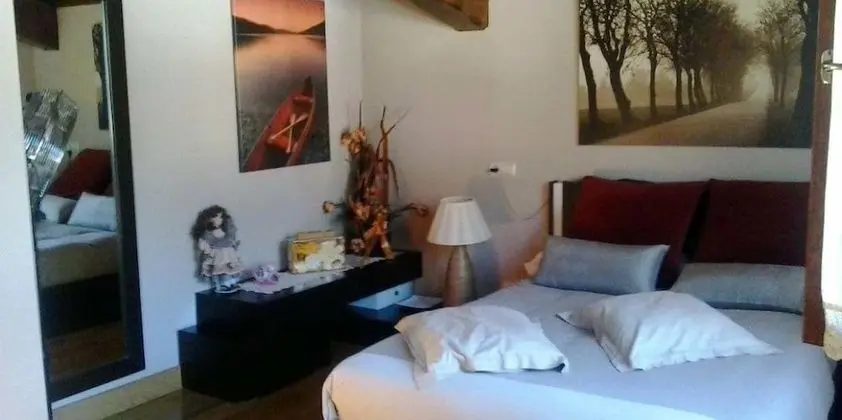 Tek Büyük Yataklı Oda, 1 Çift Kişilik Yatak, Ortak Banyo